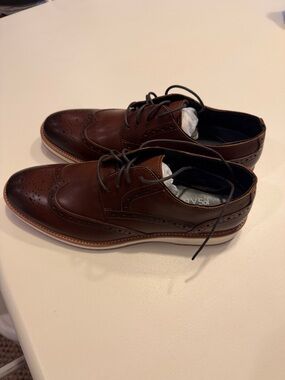 Jos. A. Bank Men's Brown Wingtip Derby Dress Shoes Sz 10.  NWOB. Tub8
